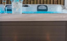 Kallia'S Suites Milos
